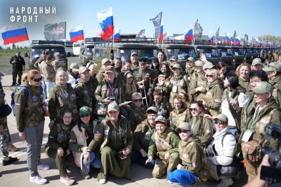 К 9 Мая Народный фронт передал участникам СВО автомобили, приобретенные Минпромторгом России